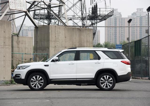 汉兰达降10万贱卖，不是锐界和途昂，是3款自主SUV