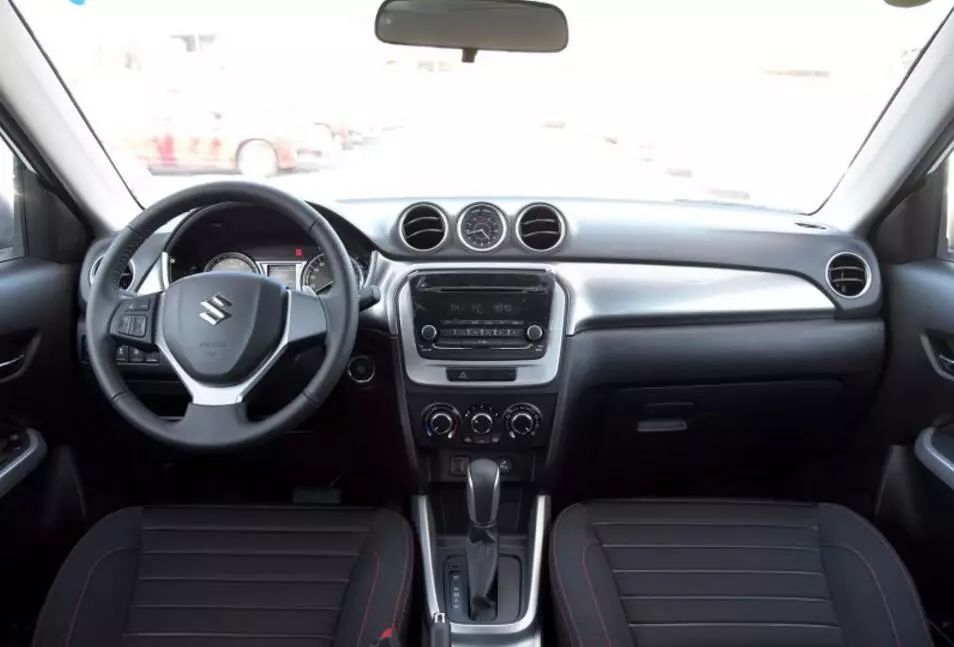 铃木本想靠Ta咸鱼翻身，结果又掉坑了