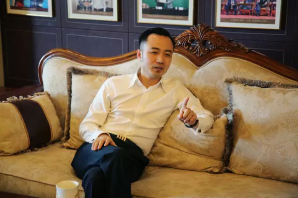 俞凌雄:成功需要跟对人,走对路,做对事!