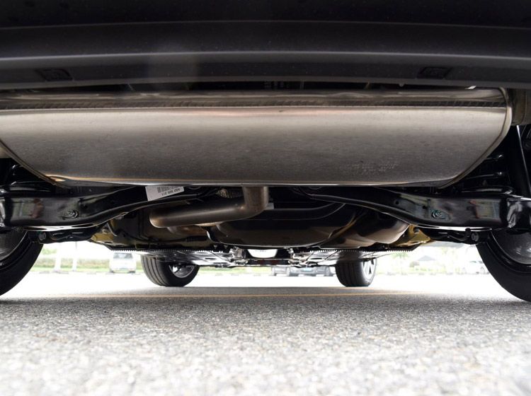 国产新款高尔夫7曝光 独立悬架终于回来了！