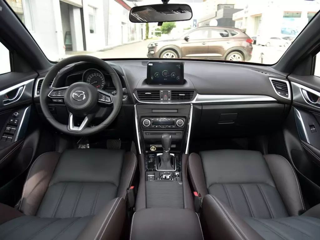 买这些SUV不仅显年轻 女票一定也会夸你品味