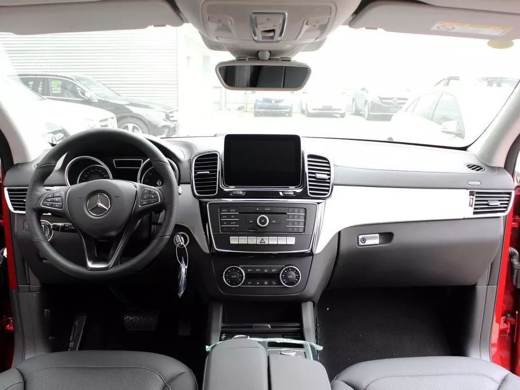 买这些SUV不仅显年轻 女票一定也会夸你品味