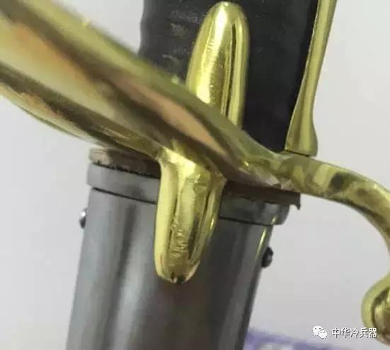 造型夸张的波斯弯刀为何能引领世界各国骑兵军刀设计|弯刀|波斯|骑兵_新浪新闻