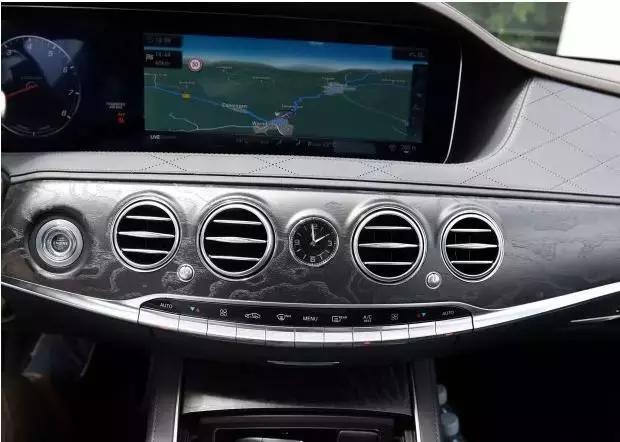 深圳土豪老板的座驾选择 开它出去更有品味