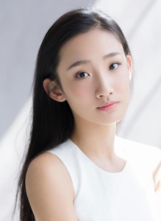 冯鑫垚专访:如夏花般绚烂,如秋叶般静美