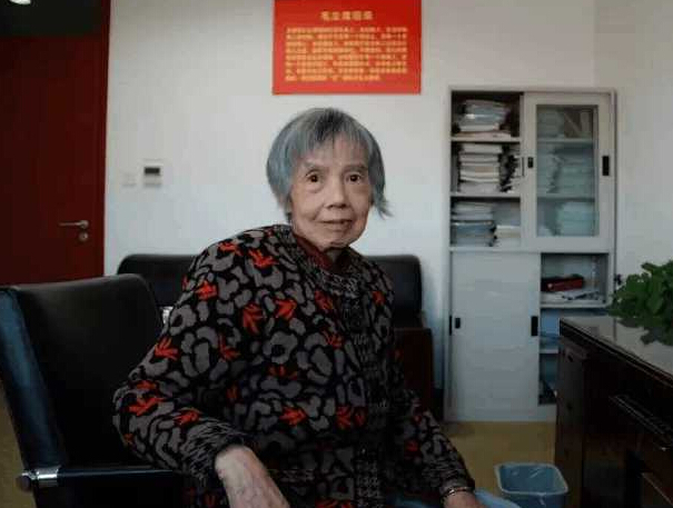 北斗全面换上中国芯,三万亿损失美坐不住