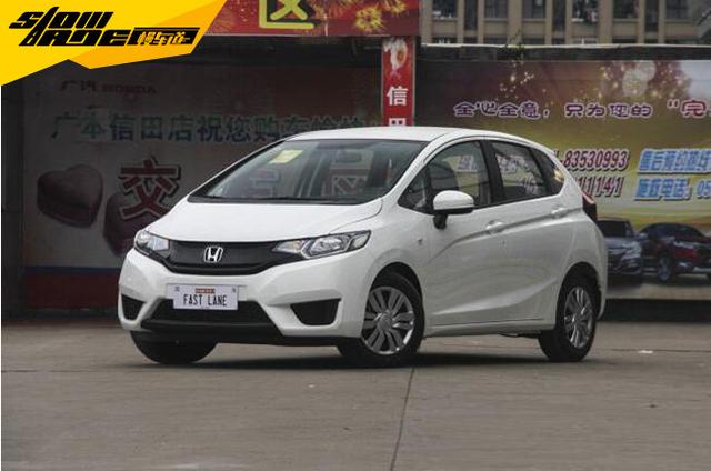 月薪3000就能买的车 10万左右的实用合资两厢车