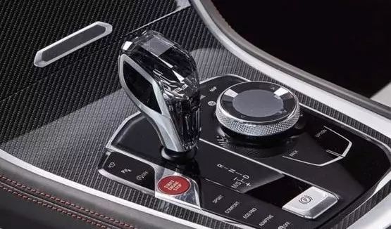 宝马的所有绝活都在这辆8系上