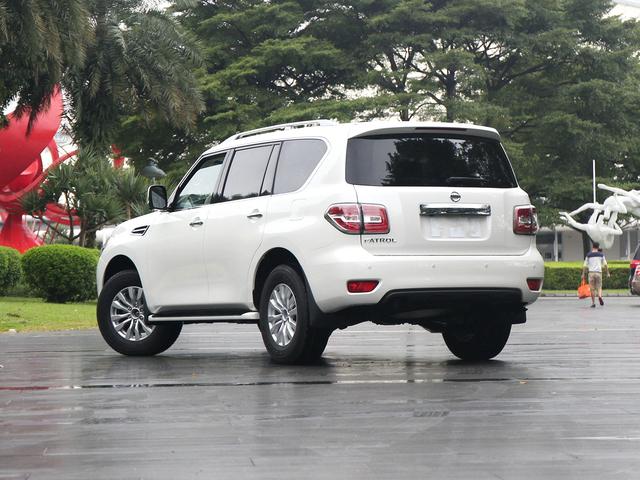 油价涨他也涨，配置一点儿不变，这台越野车从来买不到现车