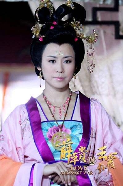 然而这几年来,《万凰之王》,《薛平贵与王宝钏》等电视剧中,不知道是