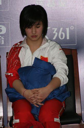 赵沁心属于少年成名在她16岁的时候就夺得了个人全能冠军,由于实力