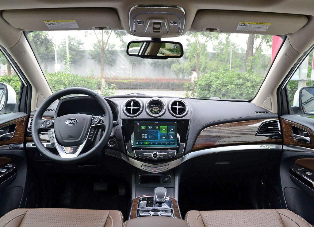 30万靠谱7座SUV，难道只有汉兰达、锐界二选一？