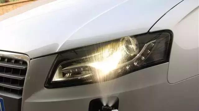 贴钱加装这些配置的人，不是人傻就是钱多！