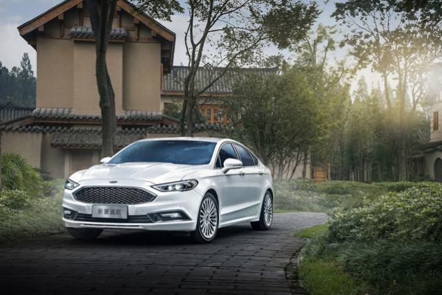 别等第十代雅阁了 这车颜值更高 操控胜迈腾