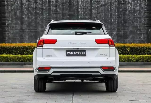 10.69万起，国产旗舰SUV新款上市，看上去值40万