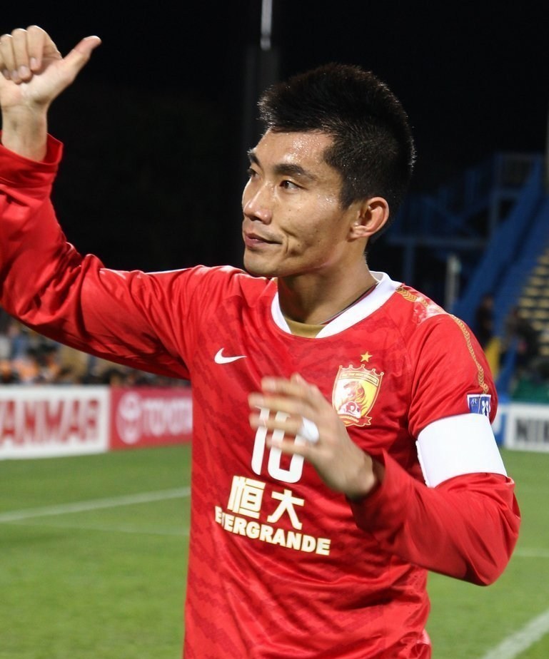 把西塞踢成"郑智化"的郑智,会背着红牌永别国足吗