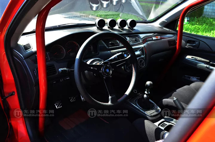 改装潜力无穷无尽 赛道化三菱evo9赏析