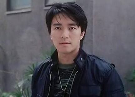 我们很多80,90后大多是看着星爷的电影长大的,几乎星爷的每一部电影