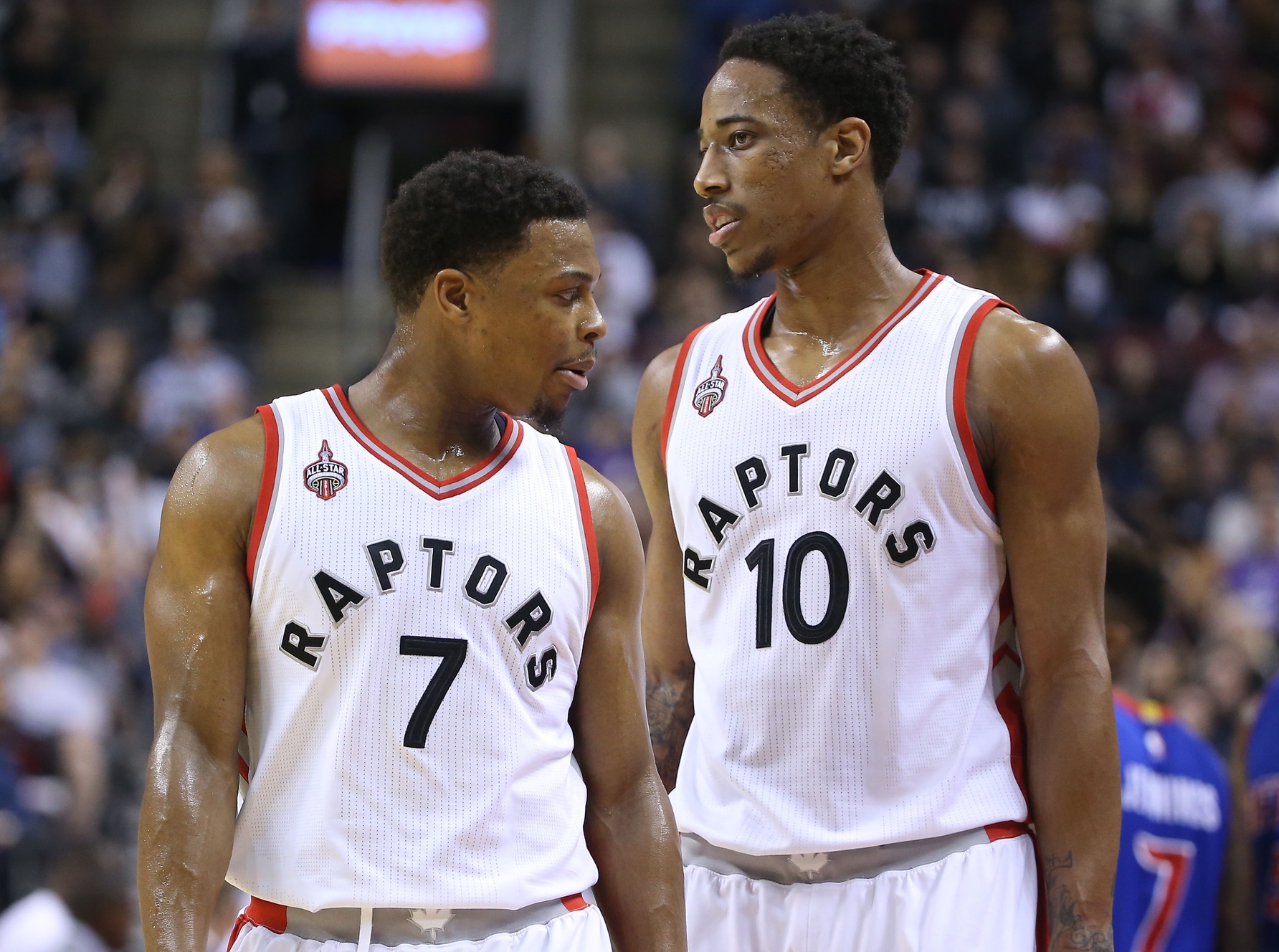 700万不够养家并非狂言?联盟第一高薪库里到