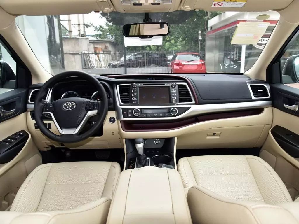 自从开上这些SUV，跑加油站的次数少多了！