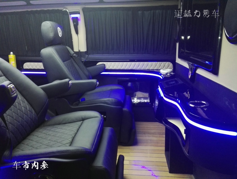 全时四驱7座进口凯路威，豪华内饰价格美丽，性能吊打奔驰260