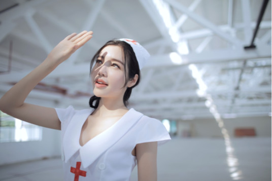 elly回归人气急升,引领东南亚优质明星阵容