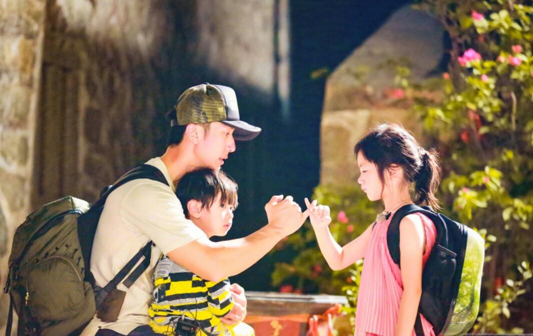 《爸爸去哪儿5》五对"恩爱"亲子,陈小春另类教育法很"受用"