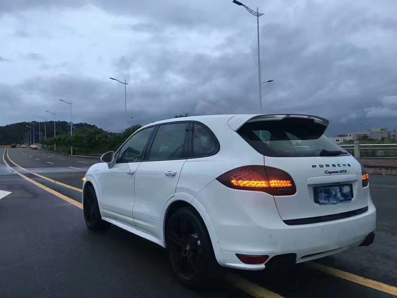 40万买下保时捷卡宴4.8gts