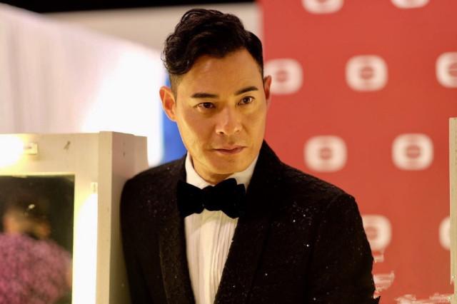 他是《潜行狙击》的辣姜《雷霆扫毒》的boss tvb新剧将再演律师