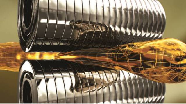 阿斯顿马丁DB11做极限动作，原来都靠它