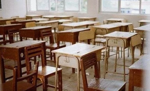 一觉醒来,一切仍与十年前一样