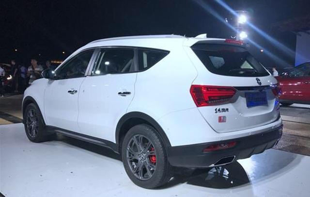 加配不加价！不到8万就能买到这么多黑科技，荣威RX5颤抖了