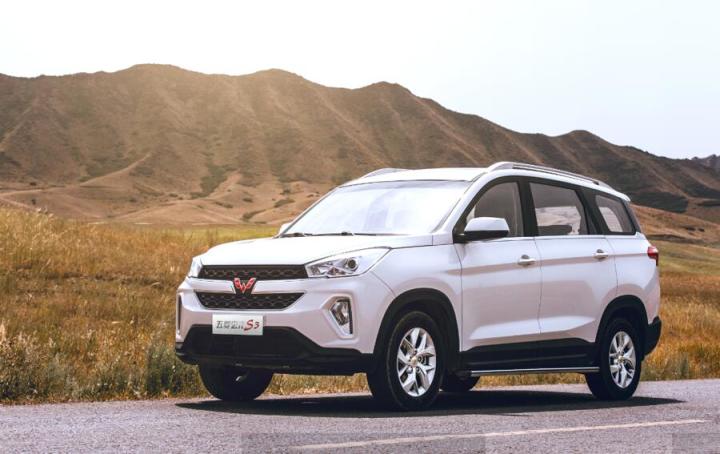 又一款神车杀到！五菱宏光S3到底几斤几两？