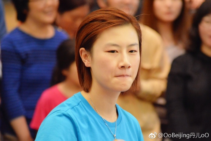 不一样的丁宁!蓄长发变淑女,再享殊荣东京奥运已占先机