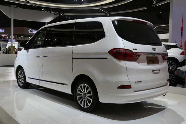 宝马与华晨汽车形成合作发布了全中国最高端的自主豪华mpv车型