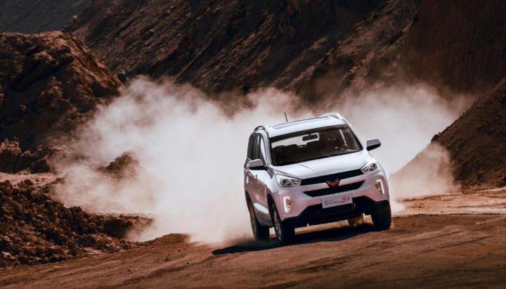 又一款神车杀到！五菱宏光S3到底几斤几两？