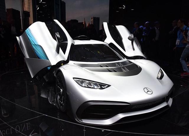 1.6T发动机敢卖千万！却被土豪抢购一空！就因它是奔驰？