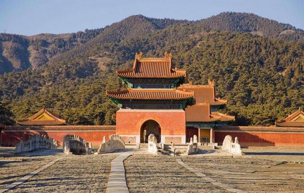 河北省小山村里竟藏着清朝皇陵,康熙,乾隆葬身于此