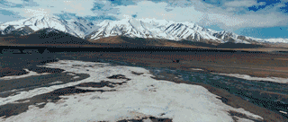 中国有几百款SUV，进去这里能开出来的据说不到3%！