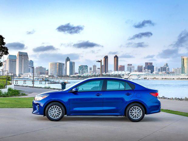 预计5万起的小型轿车，颜值和性价比俱佳，起亚能靠它翻身吗？