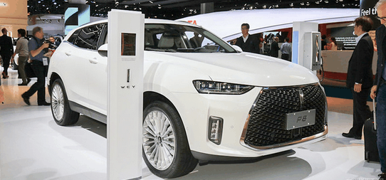 不过,相比vv7要更加夸张,除了大灯与yy7保持一致,其它部分都经过了