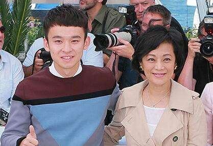 搞的定“影视界的王思聪”，这位新晋妈咪到底用的何等“法宝”