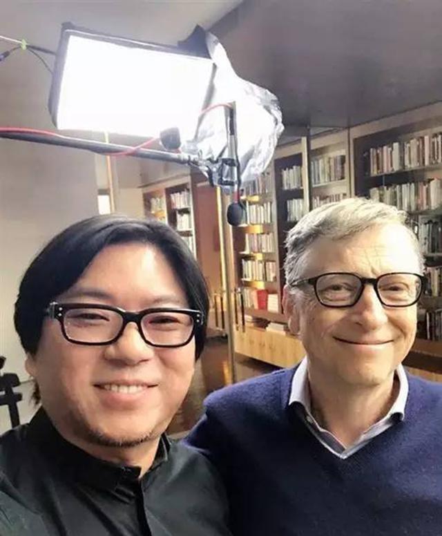 高晓松说他在家里学历最低,这还真不是吹牛!