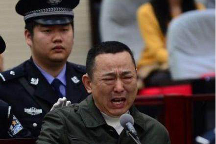 历史事件回顾:亿万富翁袁宝璟雇凶杀人案始末