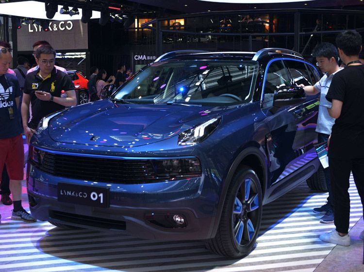 网友：领克01抄袭卡宴 那是你没见过吉利7座SUV长啥样