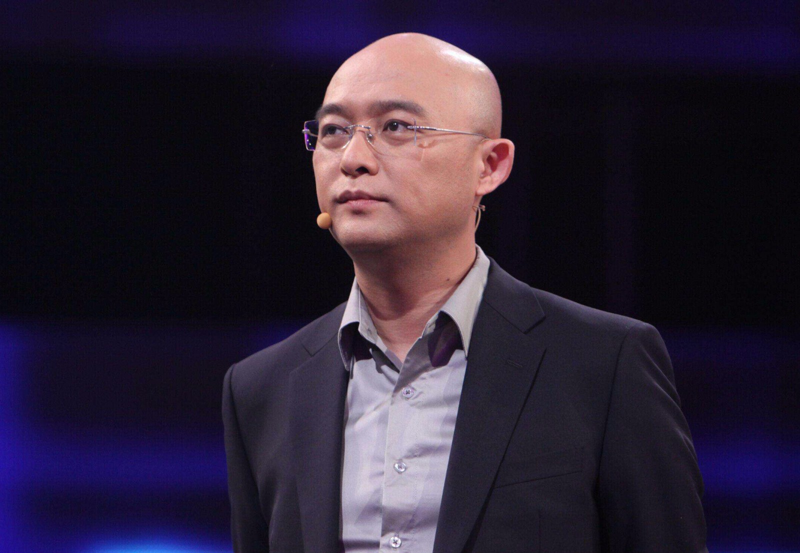 孟非光头形象深入人心