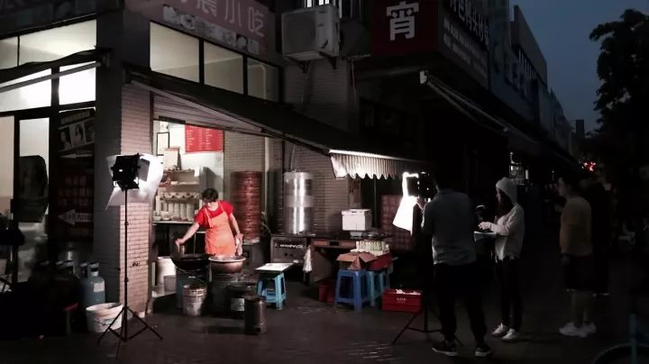 80后早餐店主正金五年坚持凌晨两点起床为了最好的一口品质