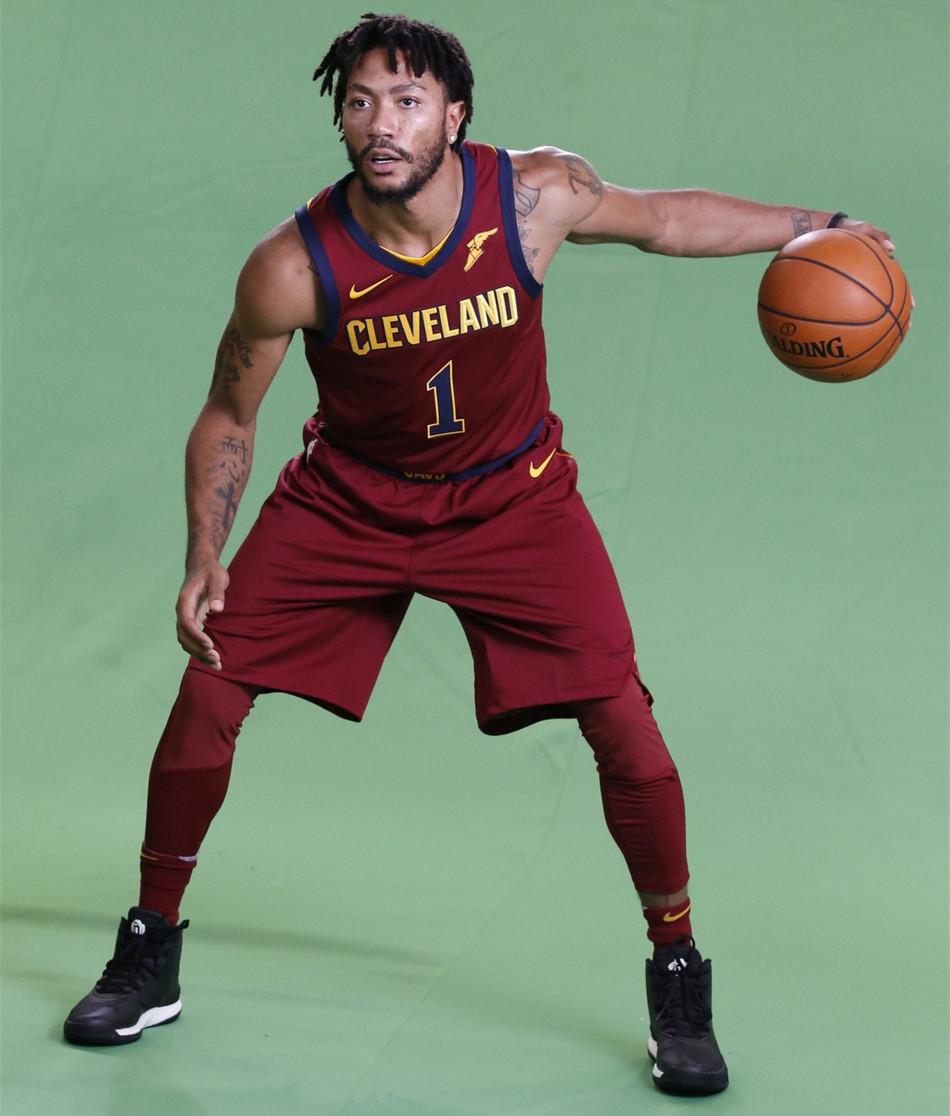 韦德加盟让骑士夺冠希望大增 但罗斯恐重蹈艾弗森覆辙