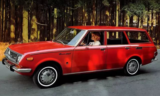 即将停产的丰田“超跑”，V6后驱锐志简史