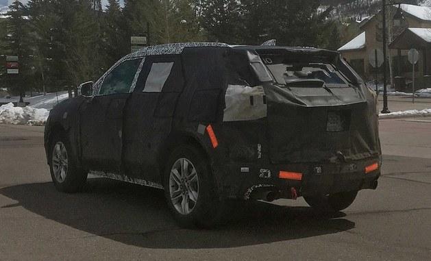 探界者撬不动途观，雪佛兰加长后悬，用GMC平台造7座谁不怕